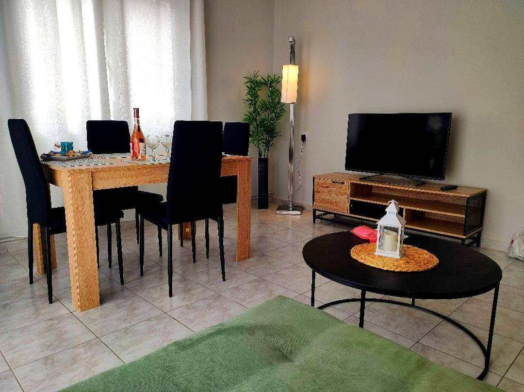 Travellers House * Volos